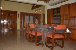 5-room House for Rent in Martinez