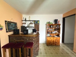 Sale 4-Room Apartment San Fernando Credit