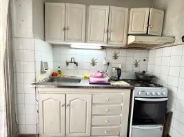 Sale 4-Room Apartment San Fernando Credit