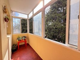 Venta Dos Ambientes Con Balcon En V. Lopez