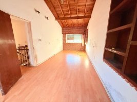 House for Sale – 6 Rooms, Beccar, Pool Opportunity