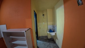 VENTA CASA- 4 amb. ideal 2 familias CARAPACHAY