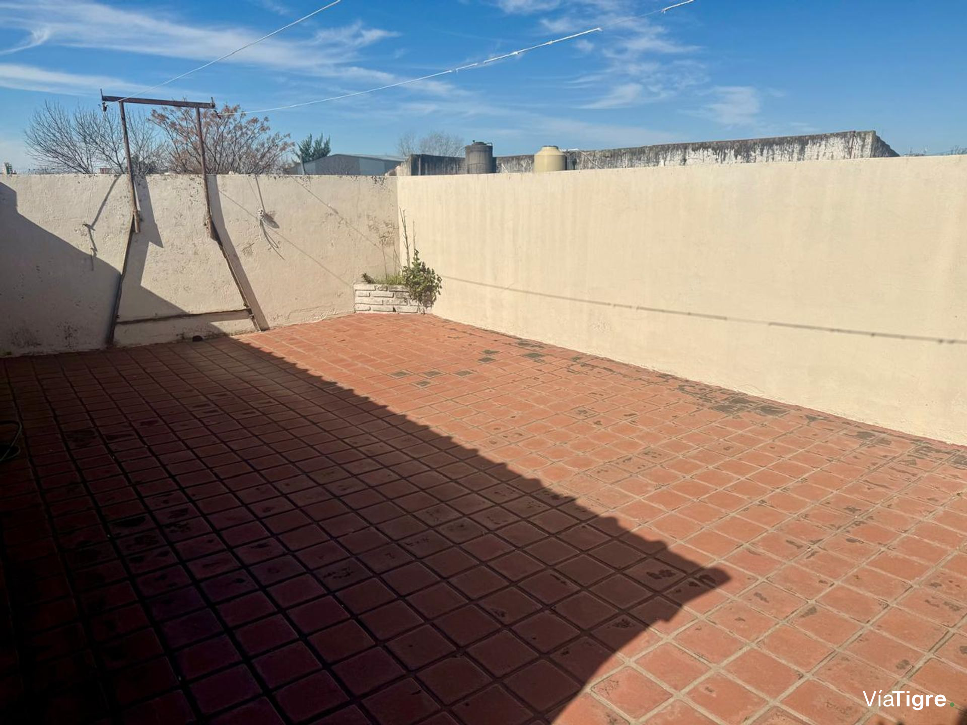 Casa 3 Amb Con Terraza Taller Y Local Beccar