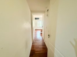 House for Sale – 8 Rooms, Acassuso, Garage & Pool