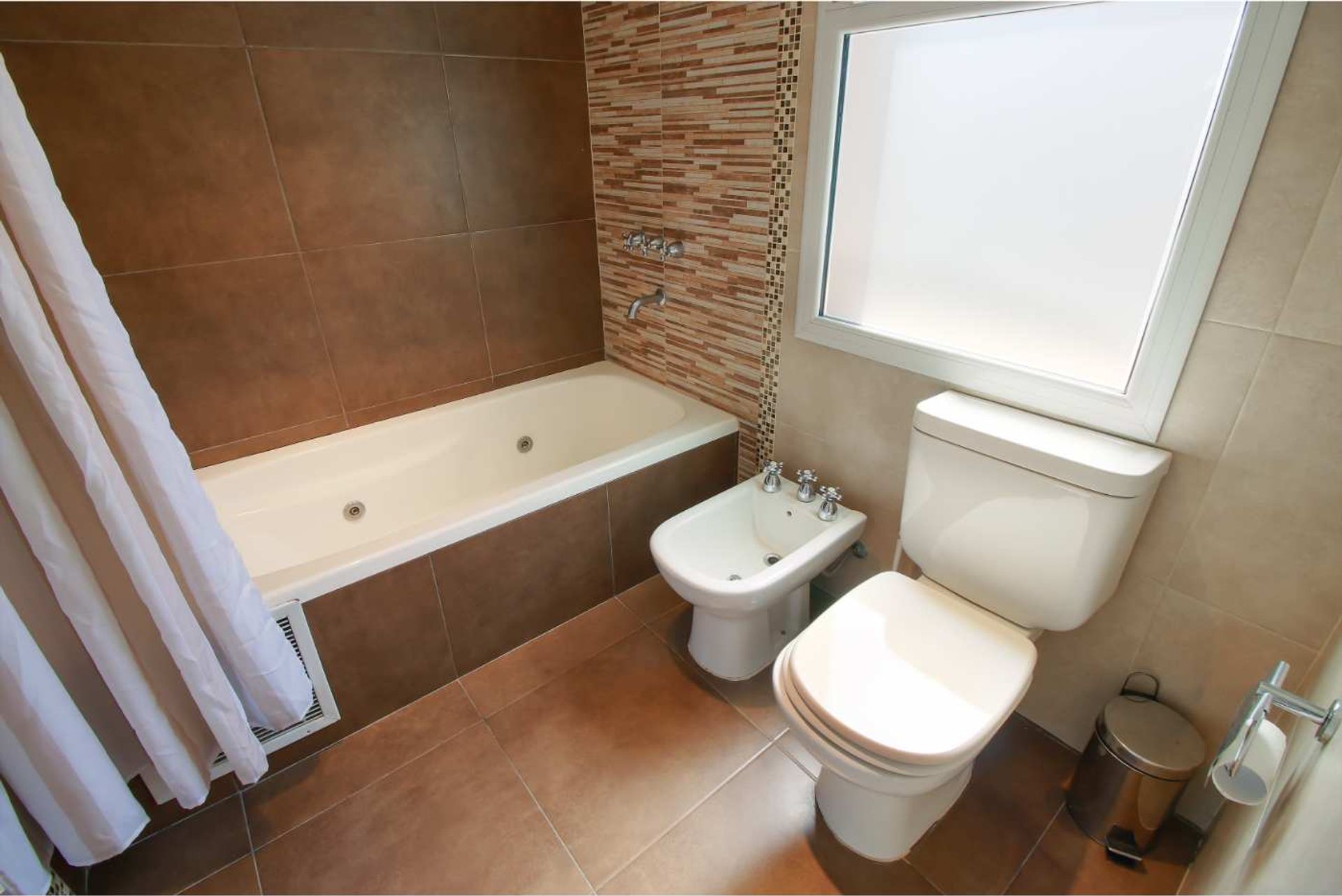 Alquiler Casa Los Lagos Nordelta 4 Dorm. Pileta