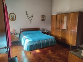 House for Sale 438 m², 5 rooms + Apartment 2 rooms Boulogne