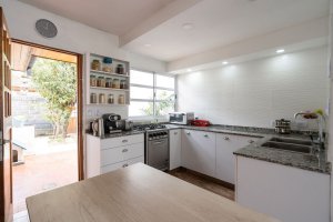 Casa lote prop venta 4 amb escrit playroom jardin