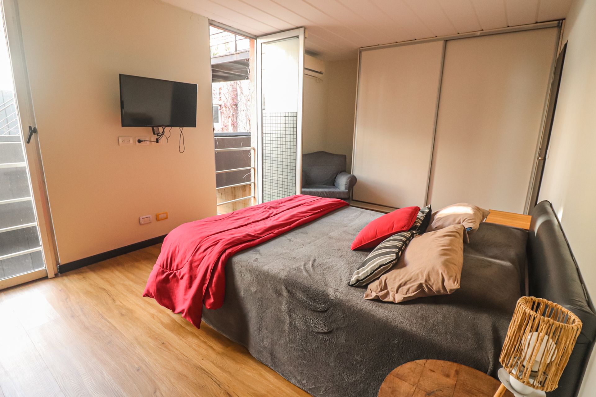 Venta departamento en Martinez, con doble cochera