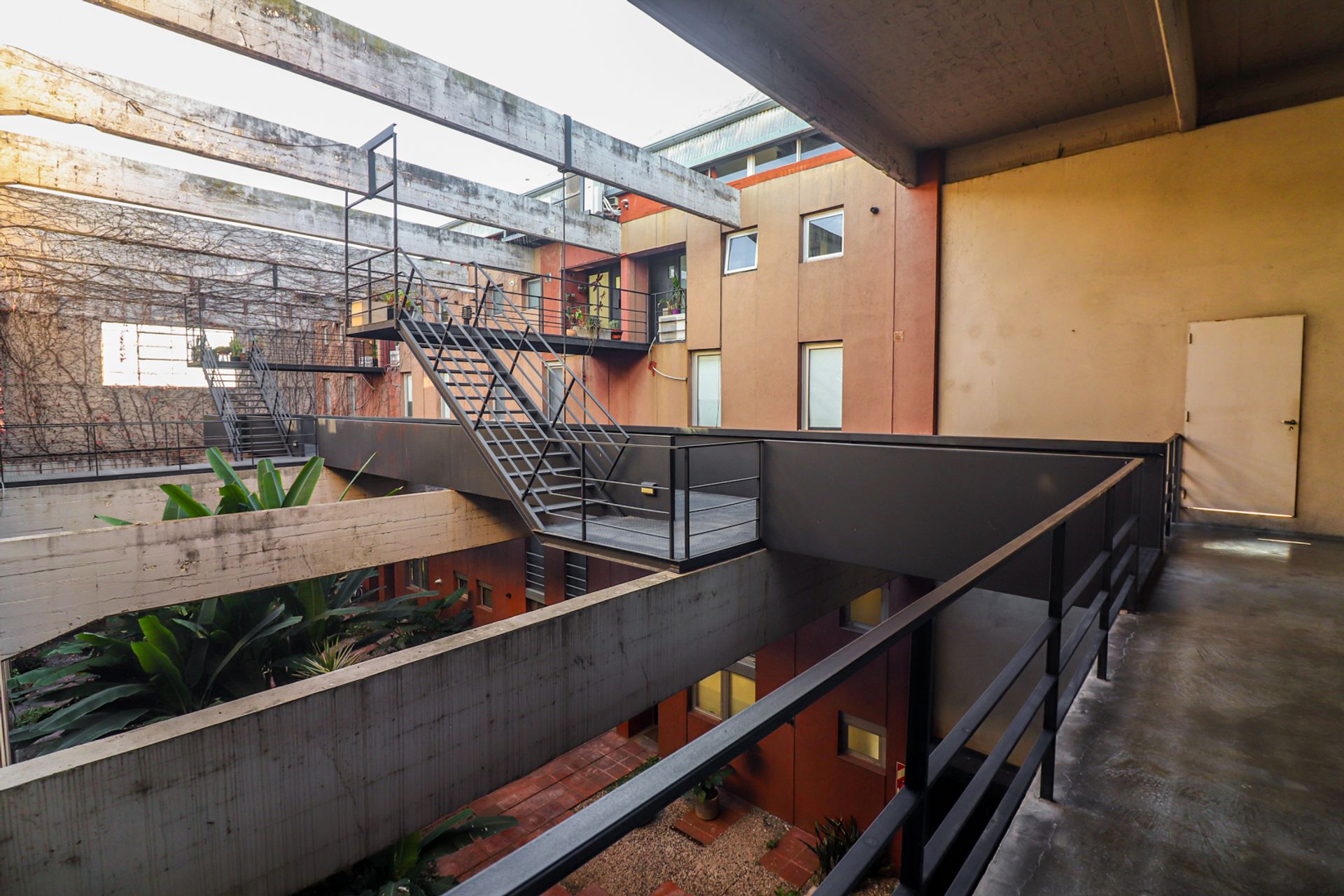 Venta departamento en Martinez, con doble cochera