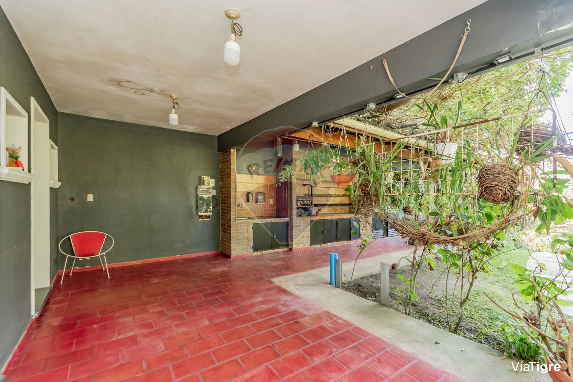 Casa única Parque Piscina P/ Embajada - La Lucila