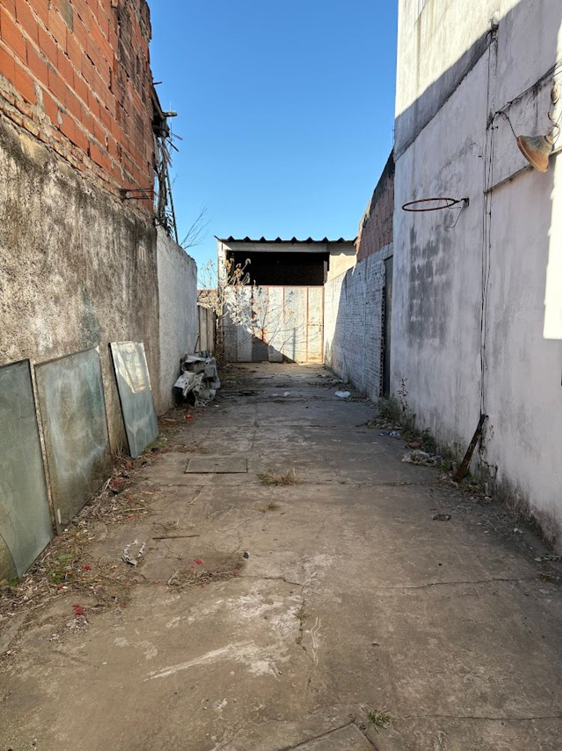 Casa Con Potencial + Gran Galpón En Don Torcuato