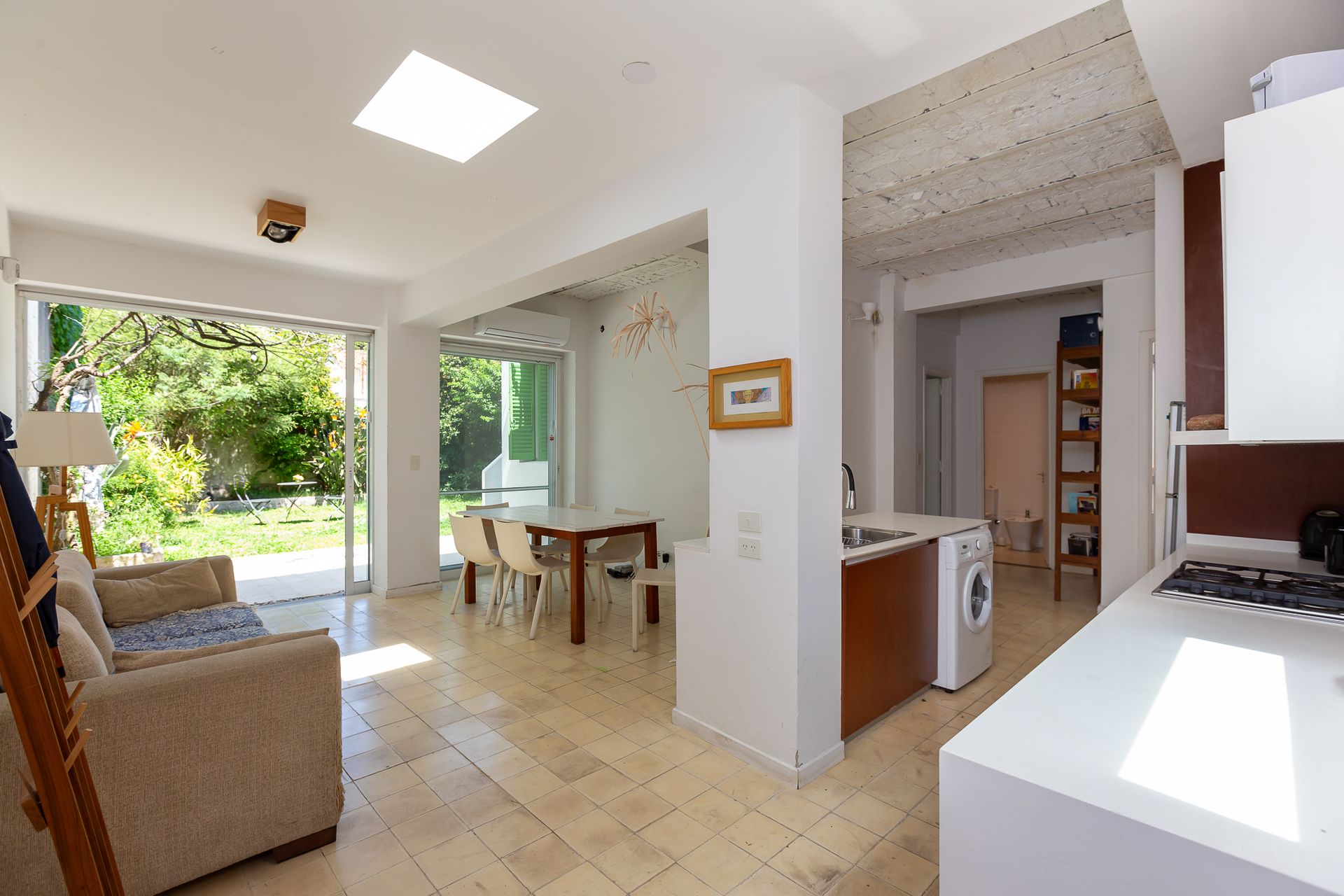 Venta Casa 4 amb. Jardín, Martínez