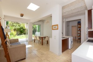 House for Sale 4 rooms Garden, Martínez