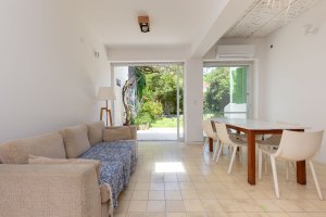 House for Sale 4 rooms Garden, Martínez