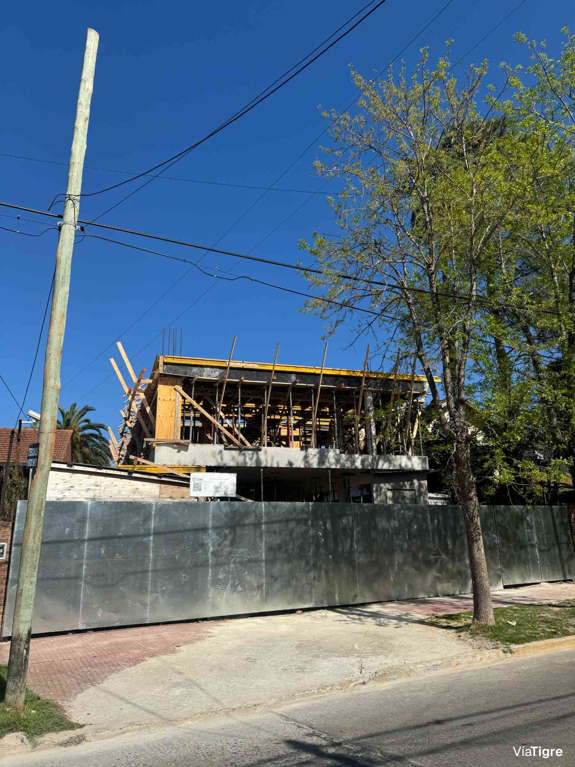 Venta Tigre 3 Dormit. Jardin 2 Cocheras. Pileta