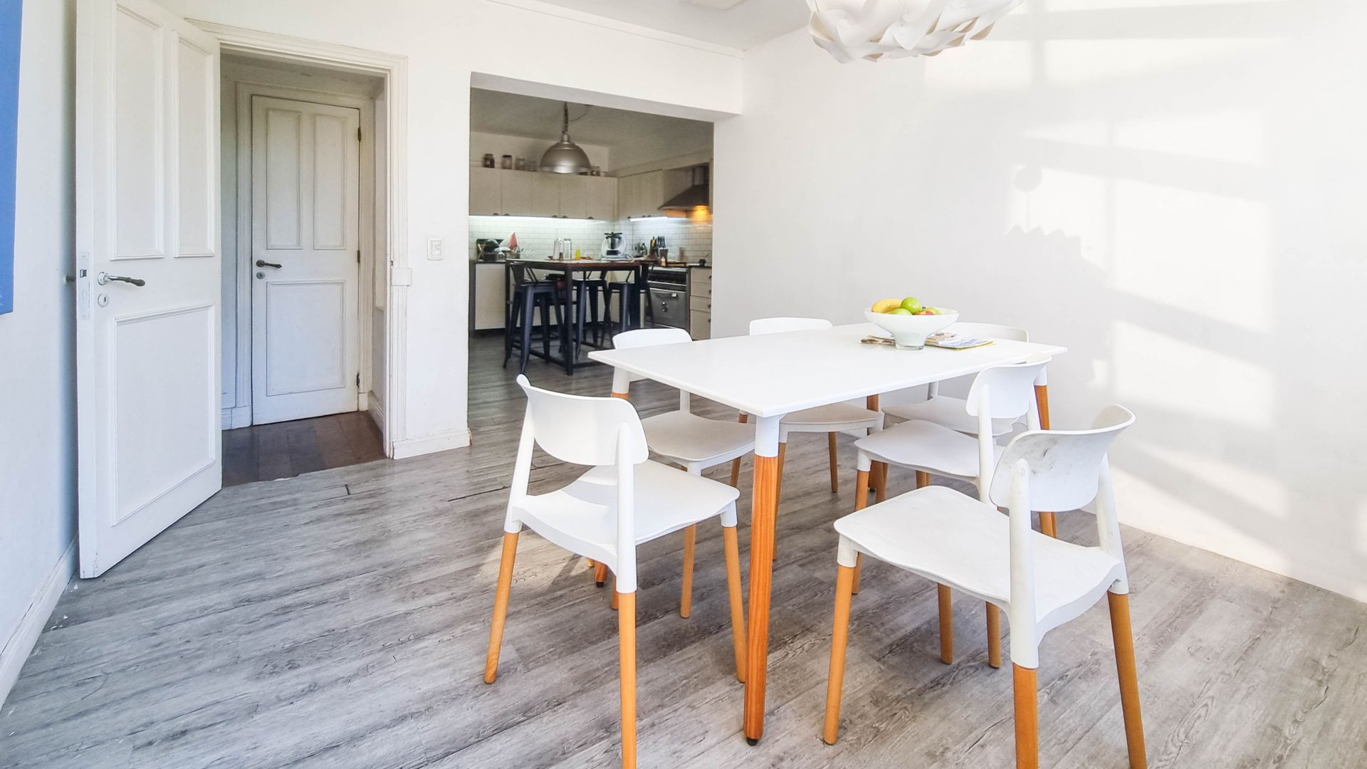 Venta casa 5 amb. con jardín y pileta en Beccar