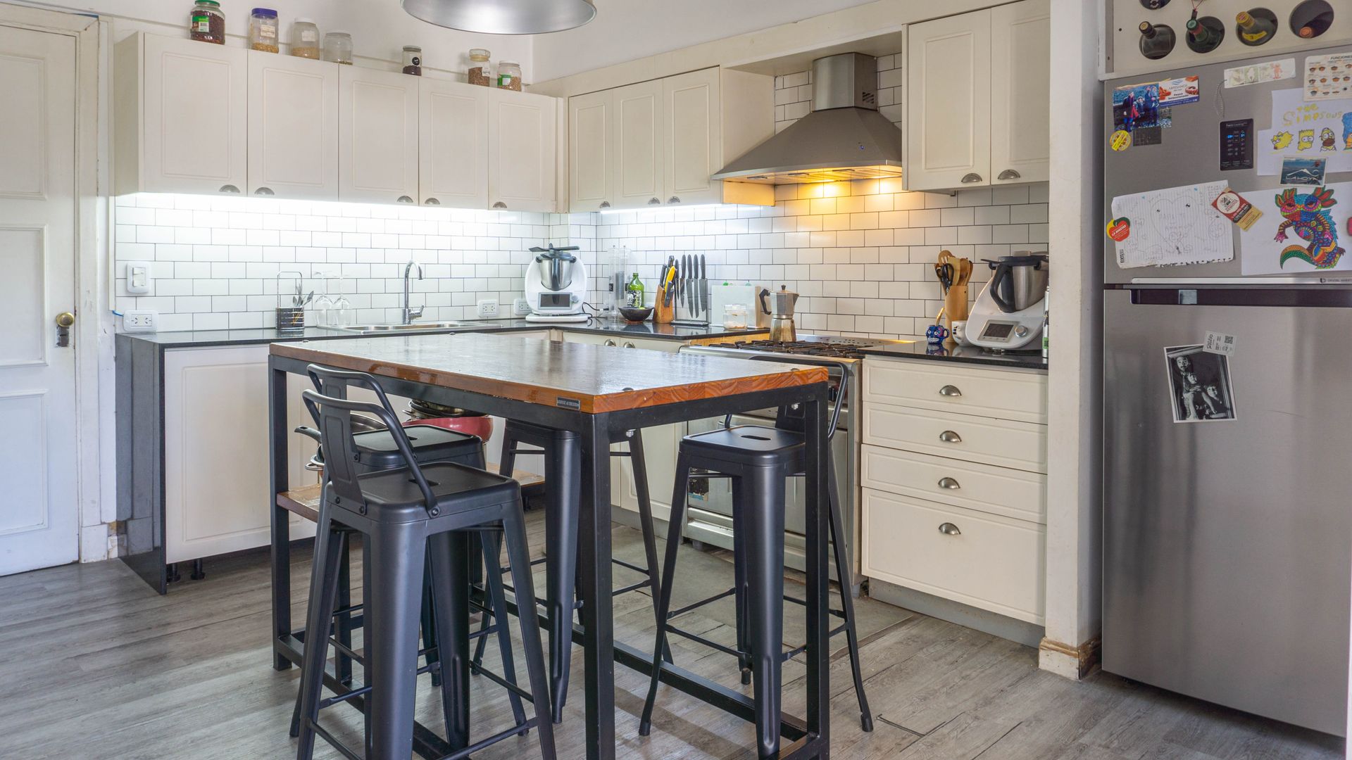 Venta casa 5 amb. con jardín y pileta en Beccar