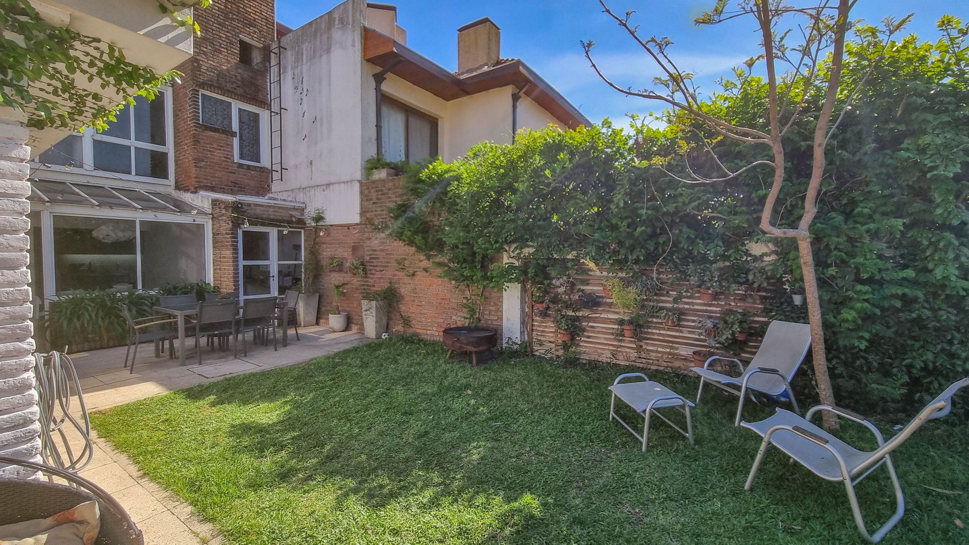 Venta casa 5 amb. con jardín y pileta en Beccar