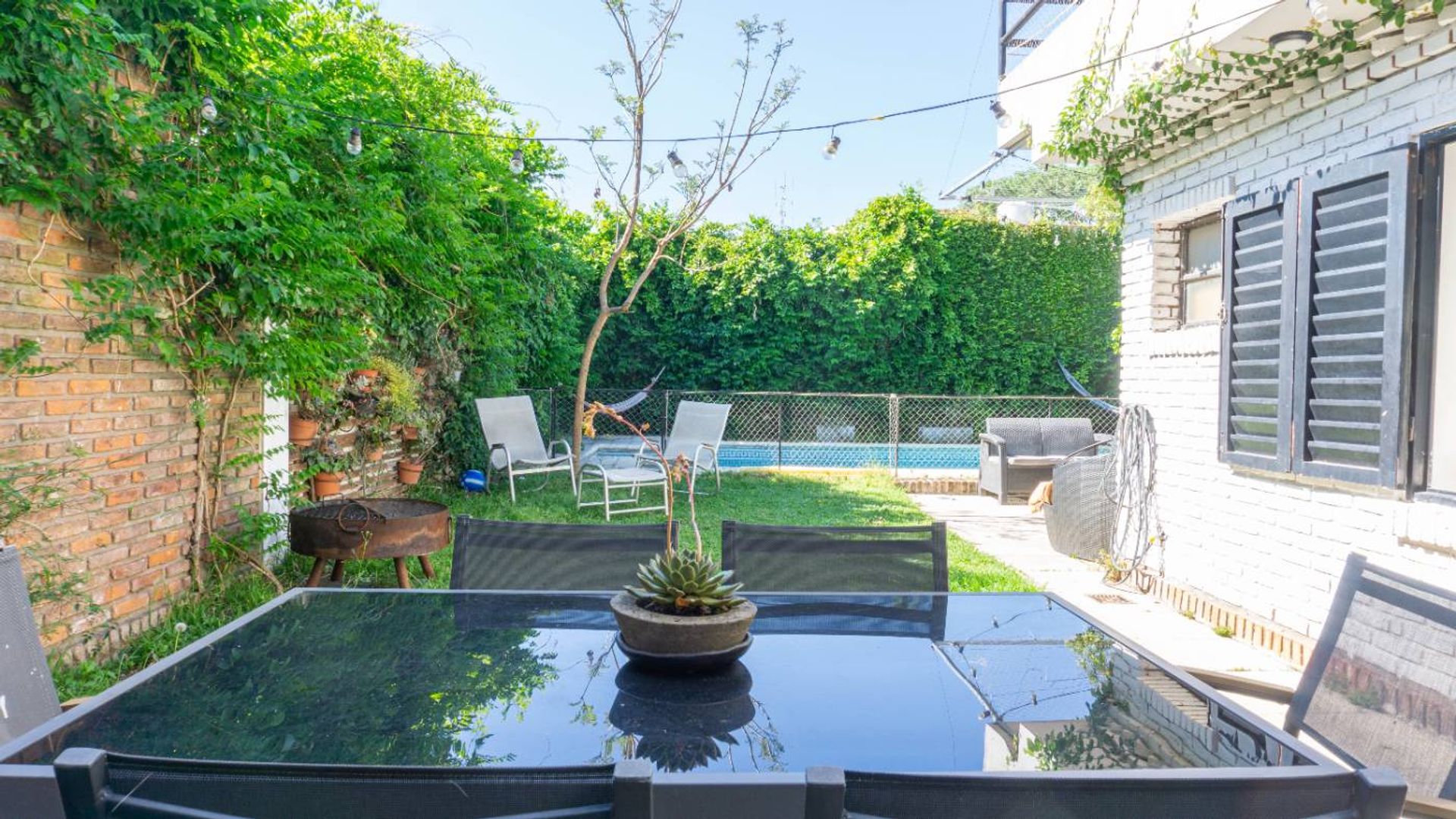 Venta casa 5 amb. con jardín y pileta en Beccar