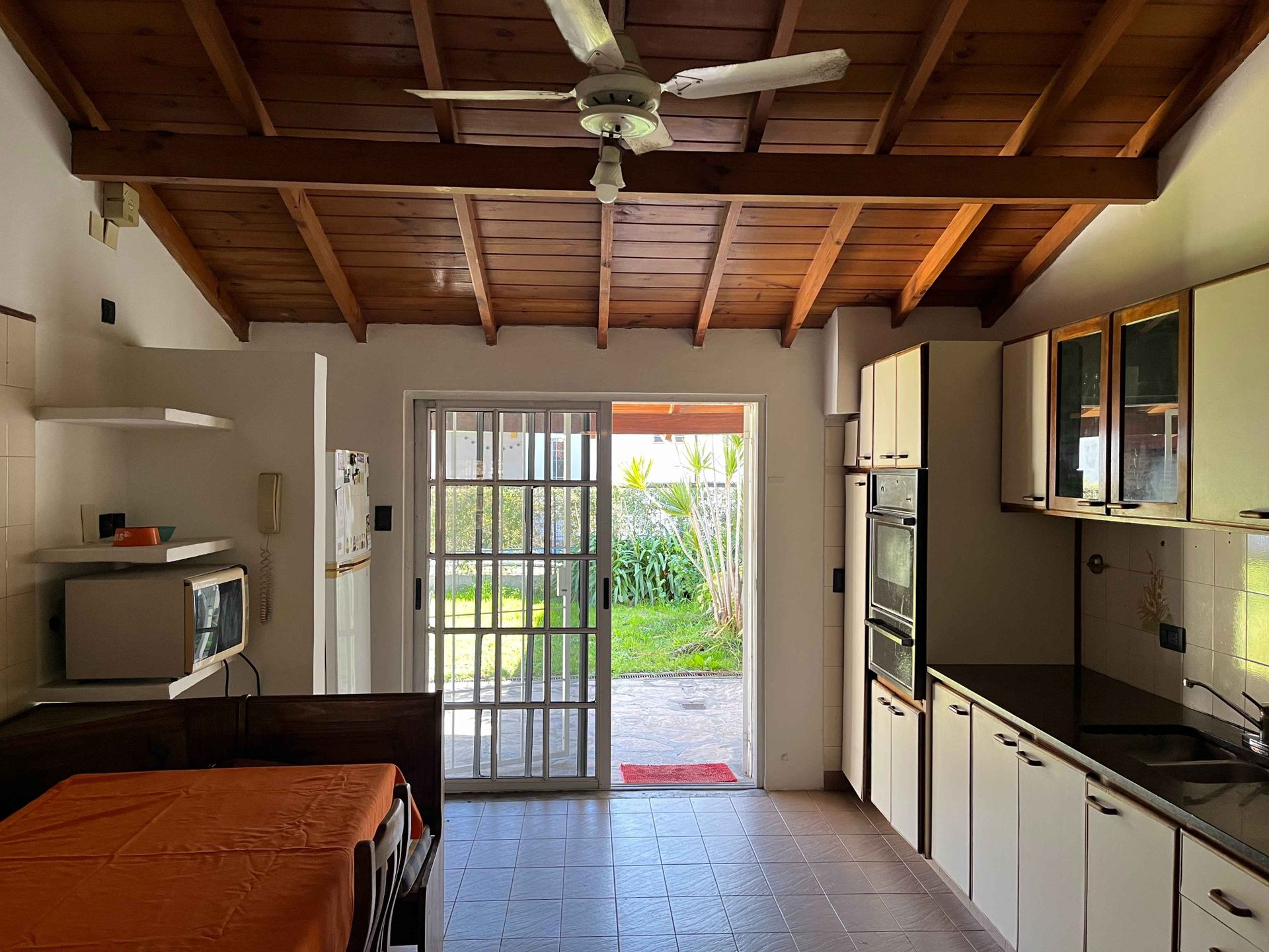 Venta Casa 5 ambientes Jardín Olivos+Permuta