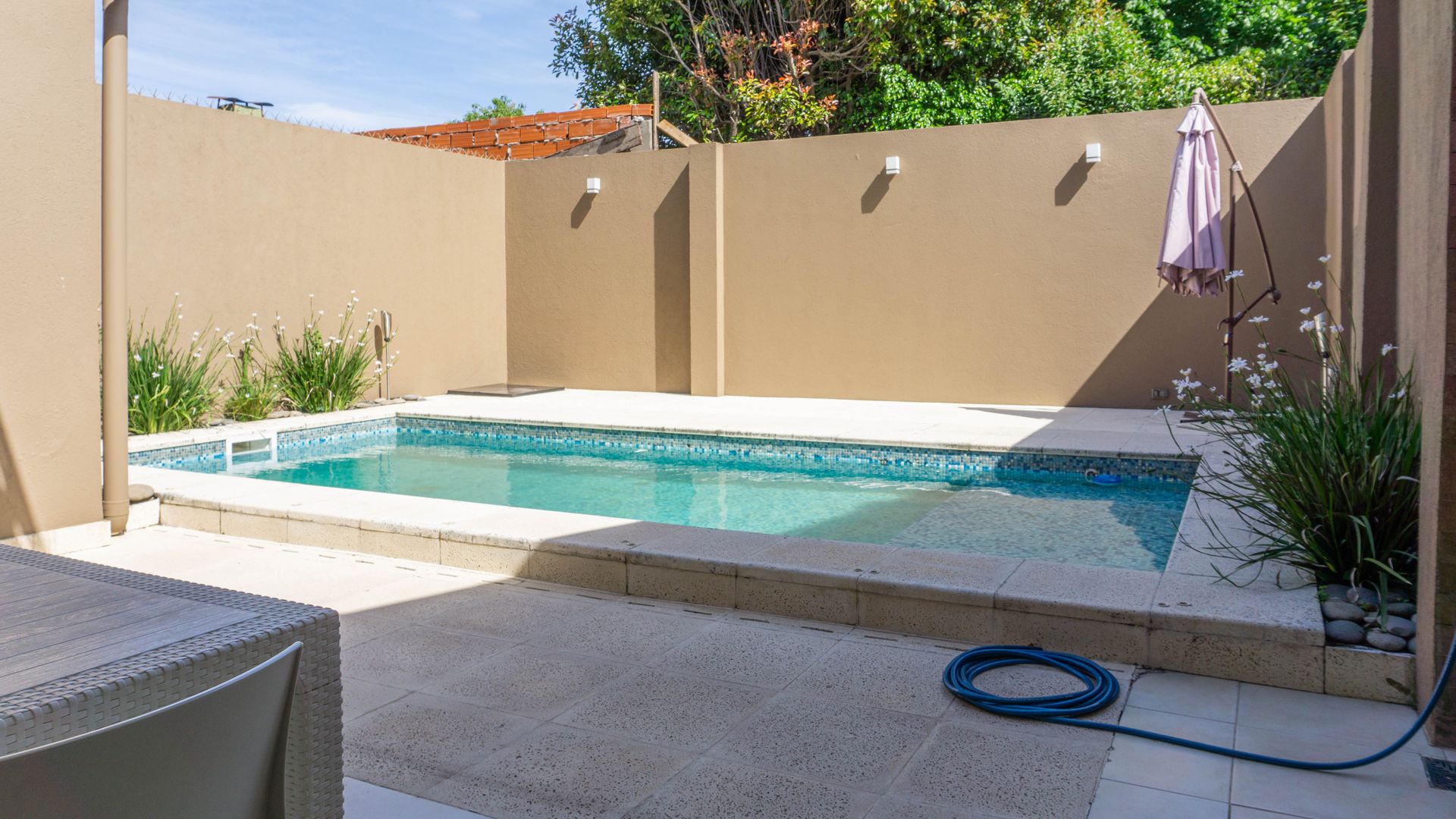Venta casa 4 amb Jardín pileta en Martínez