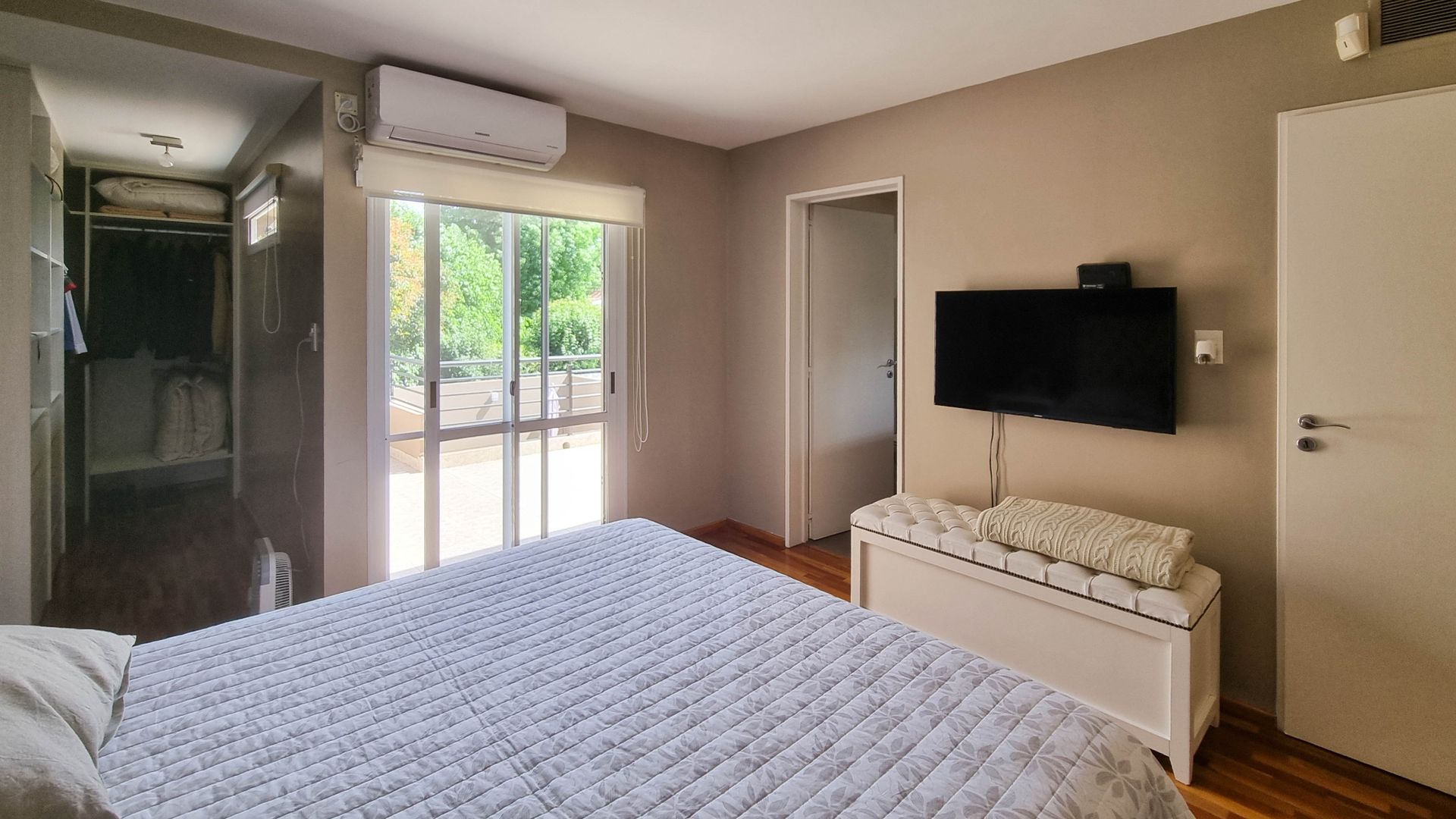 Venta casa 4 amb Jardín pileta en Martínez
