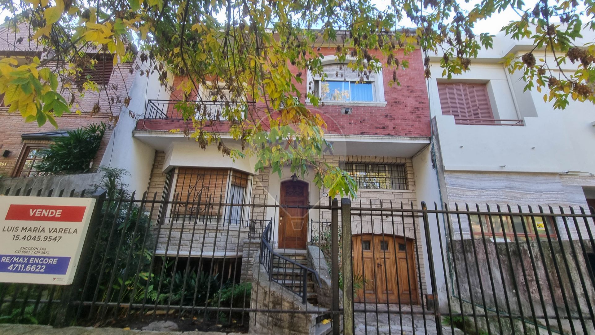 Casa en La Lucila gran lote con pileta