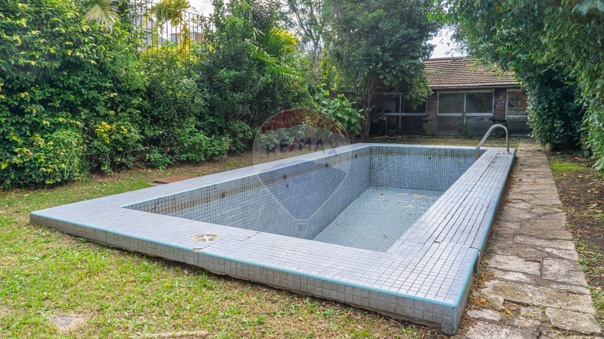 Casa en La Lucila gran lote con pileta