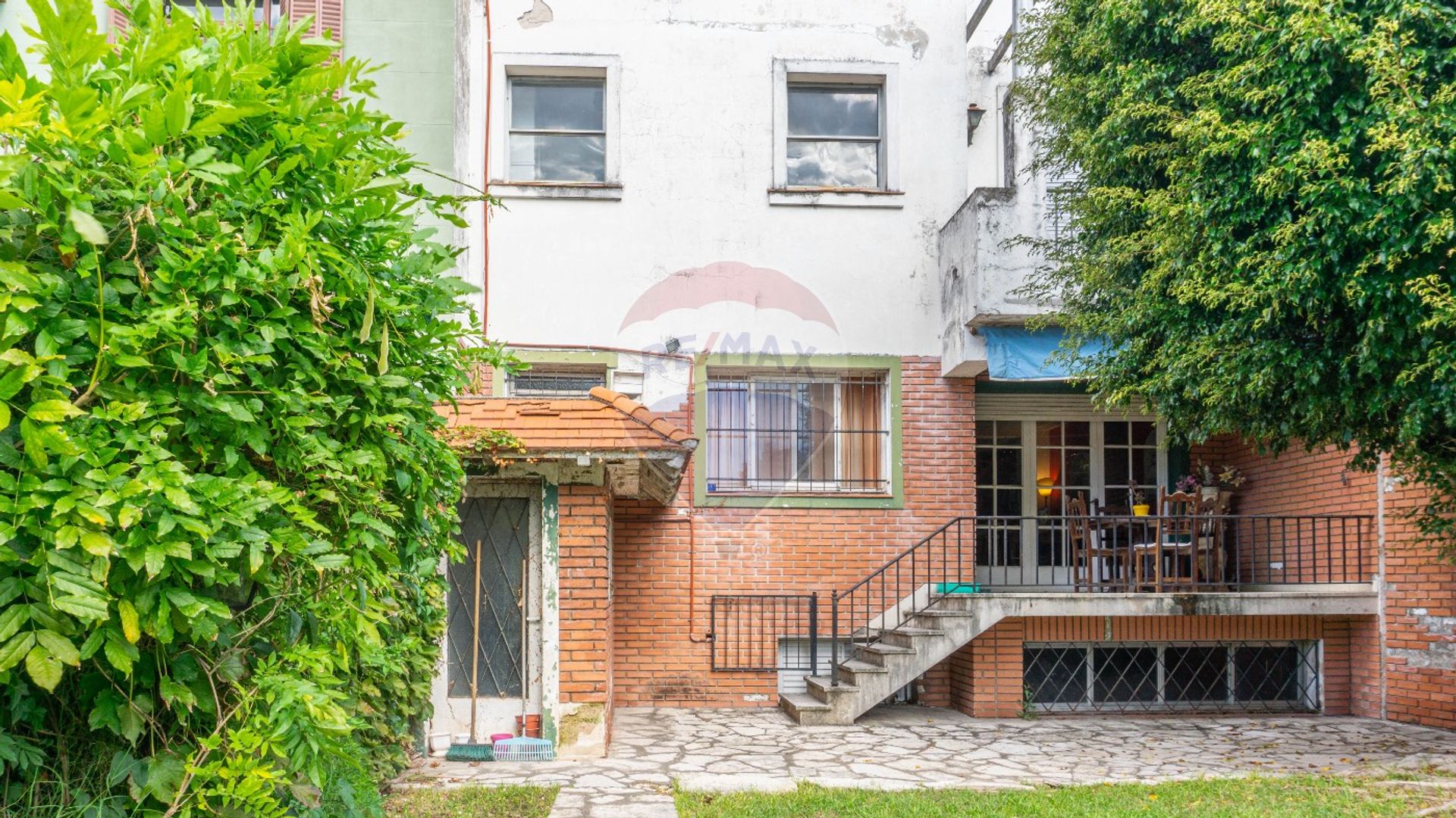 Casa en La Lucila gran lote con pileta