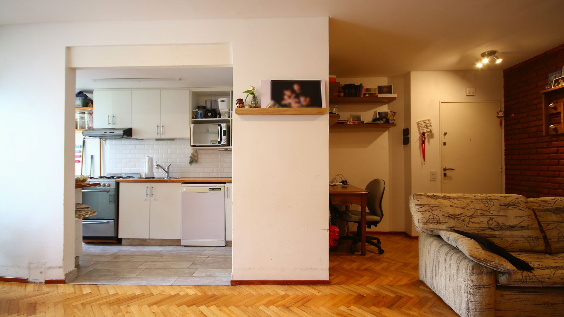 Venta 3 Ambientes Reciclado Con Cochera - La Isla
