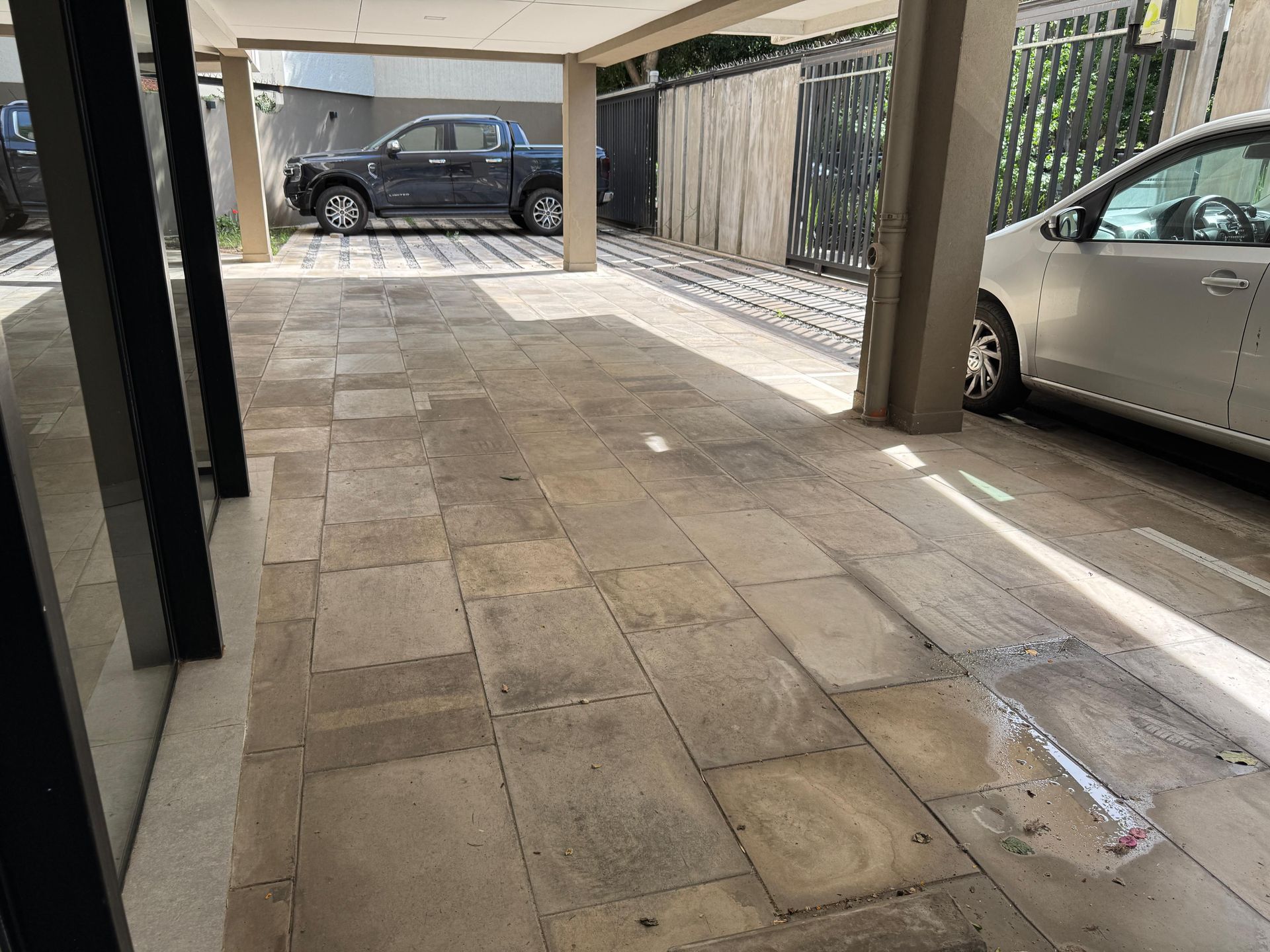Alquiler Olivos 4 ambientes 2 cocheras Balcon