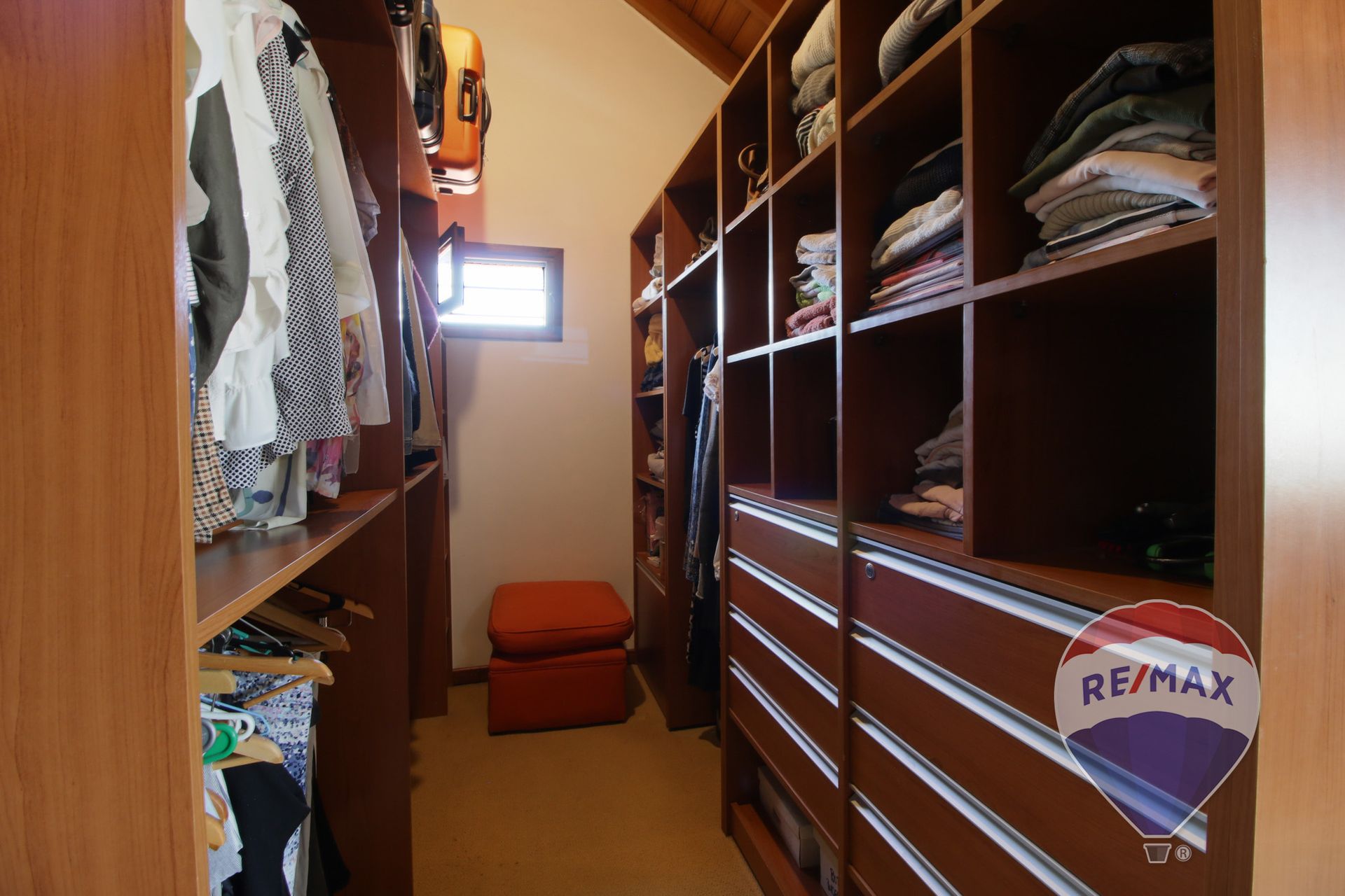 Venta Casa Olivos 8 Amb Jardin Pileta Quincho Play