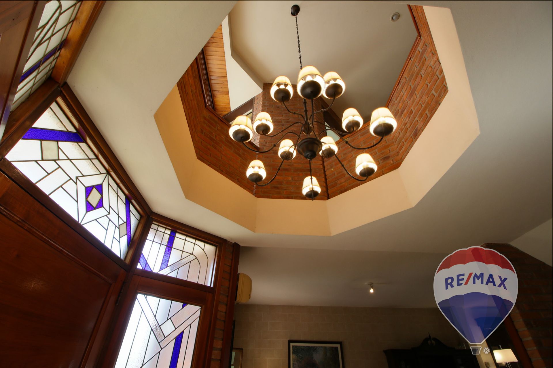Venta Casa Olivos 8 Amb Jardin Pileta Quincho Play