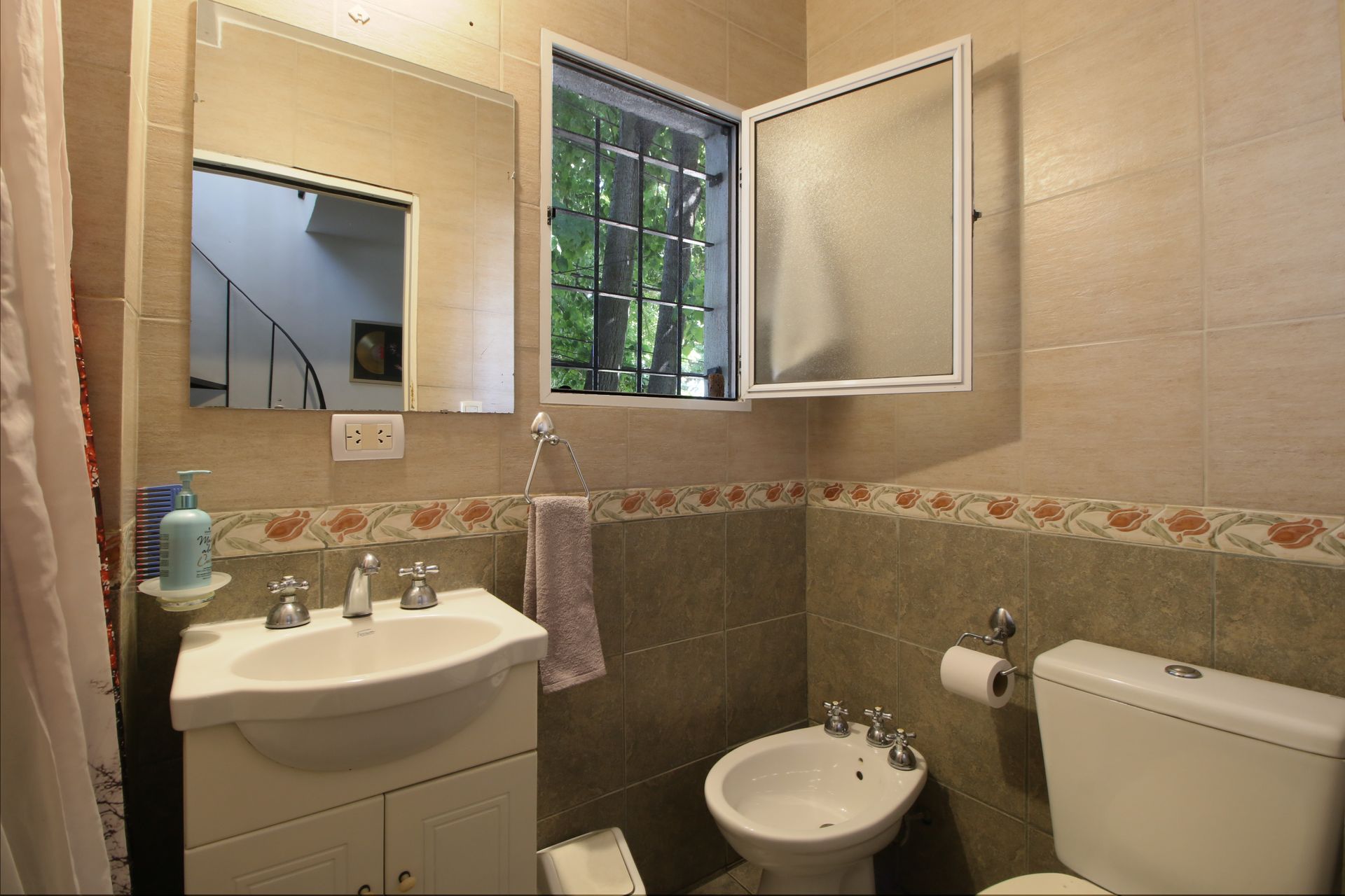 Venta PH - Martínez - 3 pisos - 4 amb - Terraza