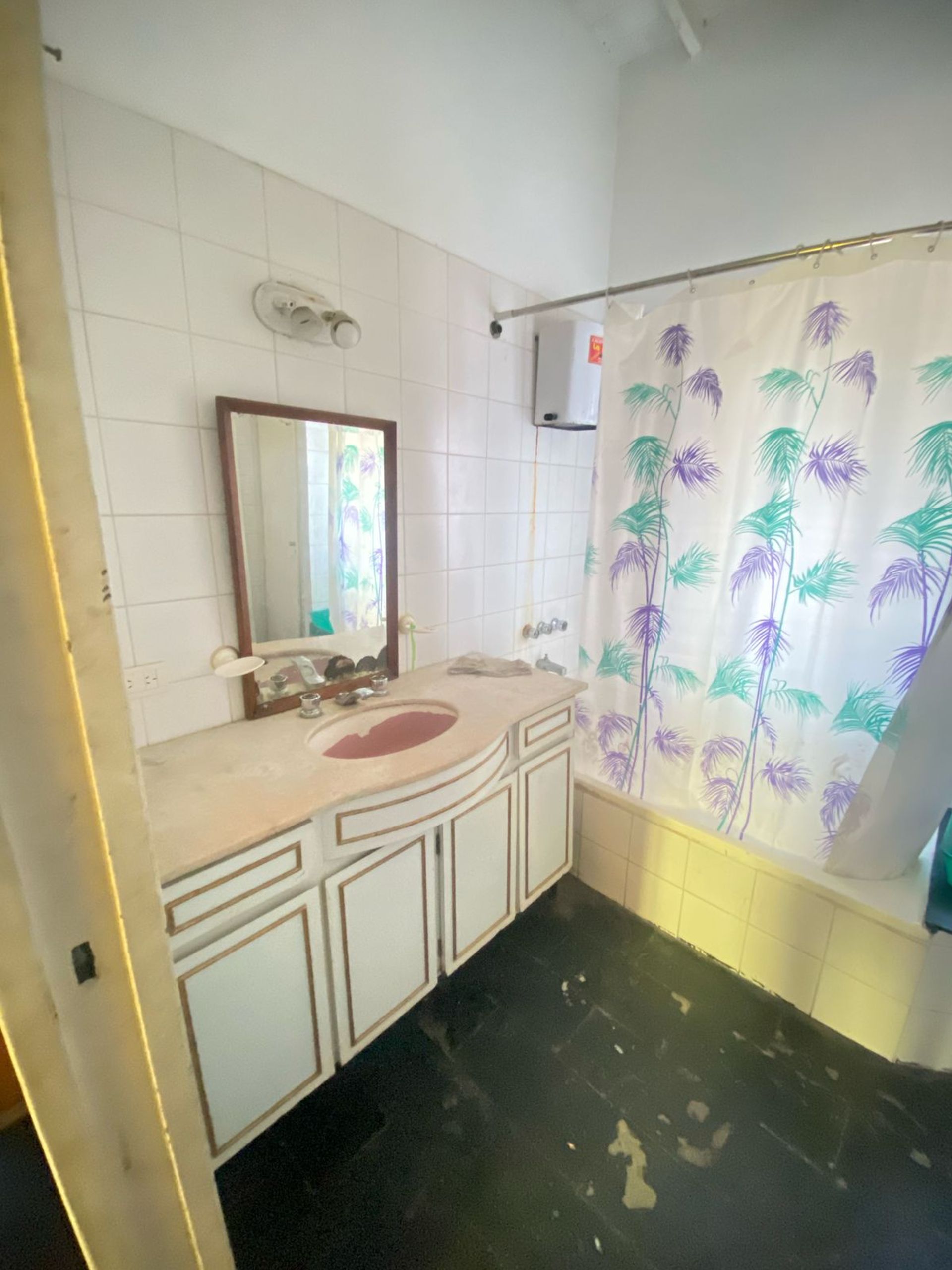 Venta Casa A Refaccionar 5 Ambientes
