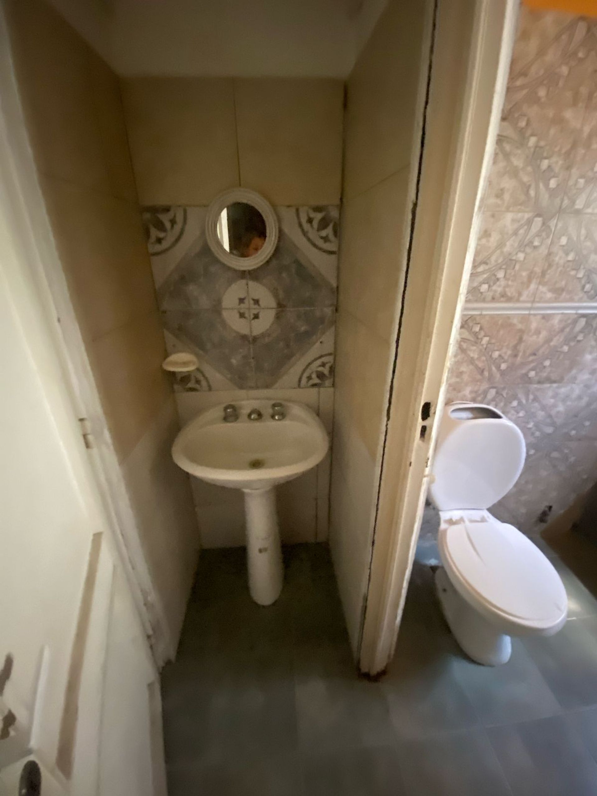 Venta Casa A Refaccionar 5 Ambientes