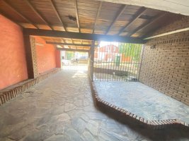 Venta Casa A Refaccionar 5 Ambientes