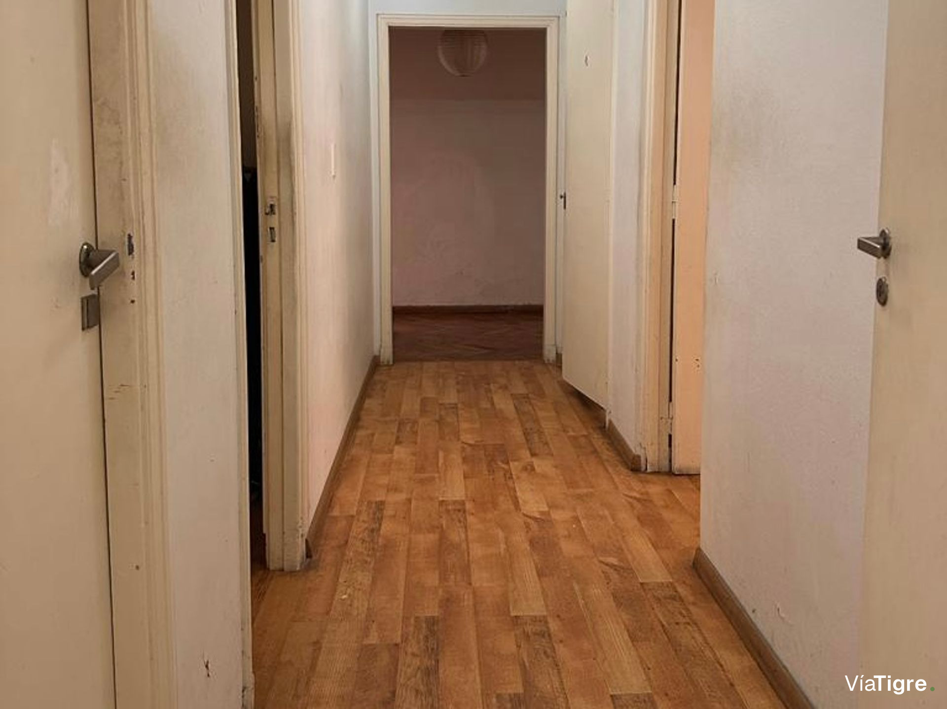 Venta Depto 8 amb, ideal refacción, oportunidad!