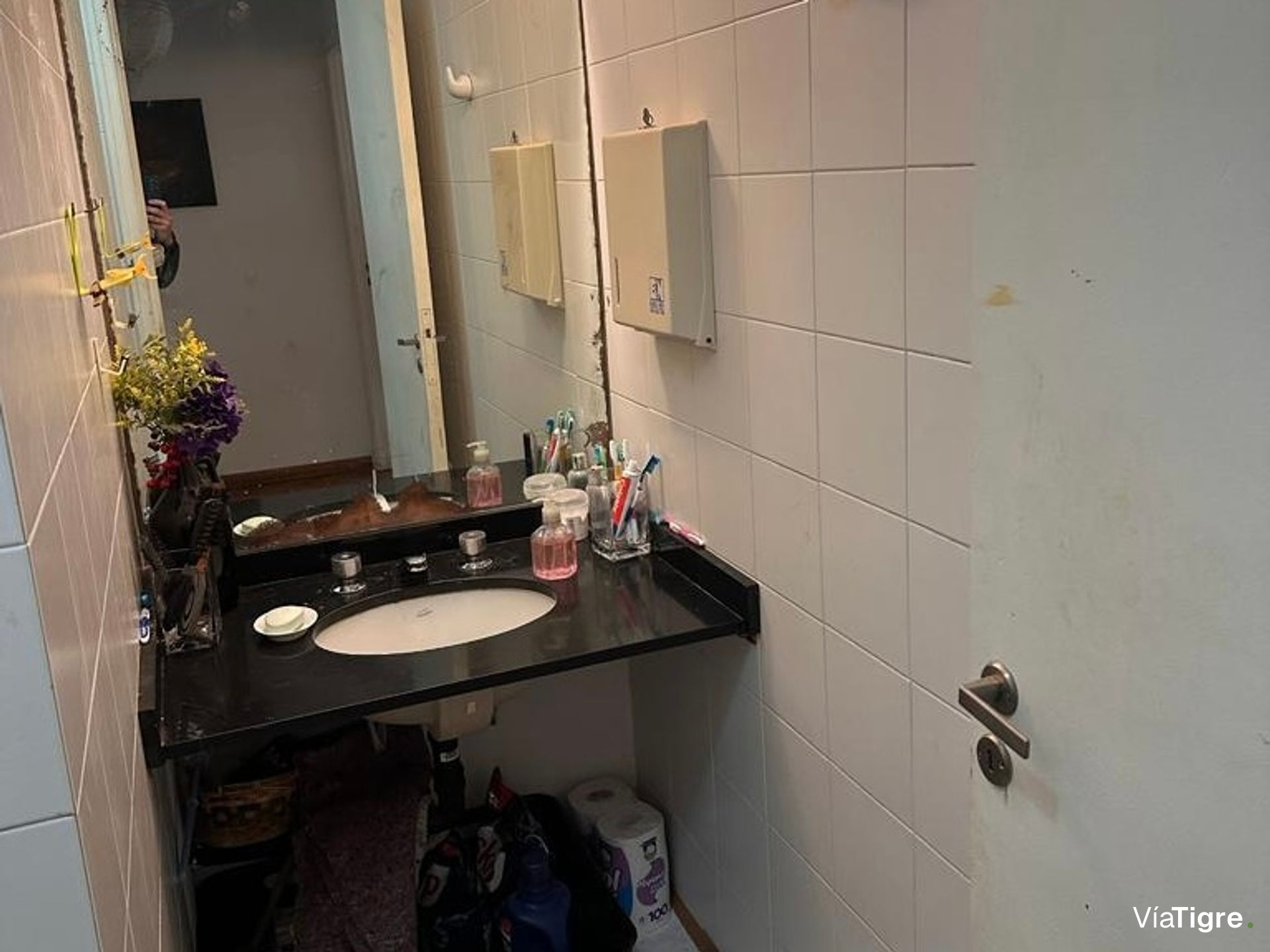 Venta Depto 8 amb, ideal refacción, oportunidad!