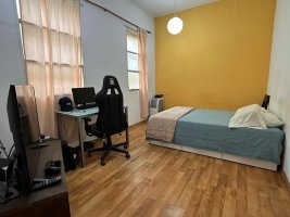 Apartment for Sale, 8 Rooms, Ideal for Renovation, Opportunity.
