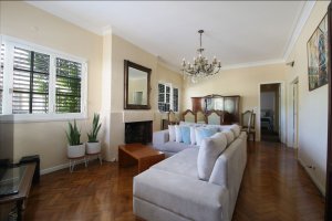 House for Sale – 6 Rooms – La Lucila Pileta – Suite Pb