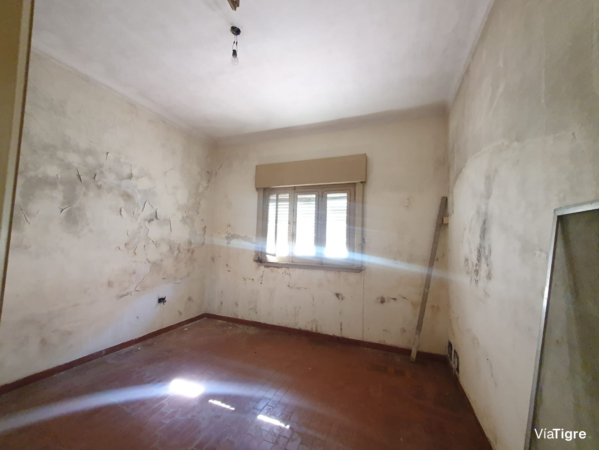 Venta Casa En Block Munro Vte Lopez Cochera