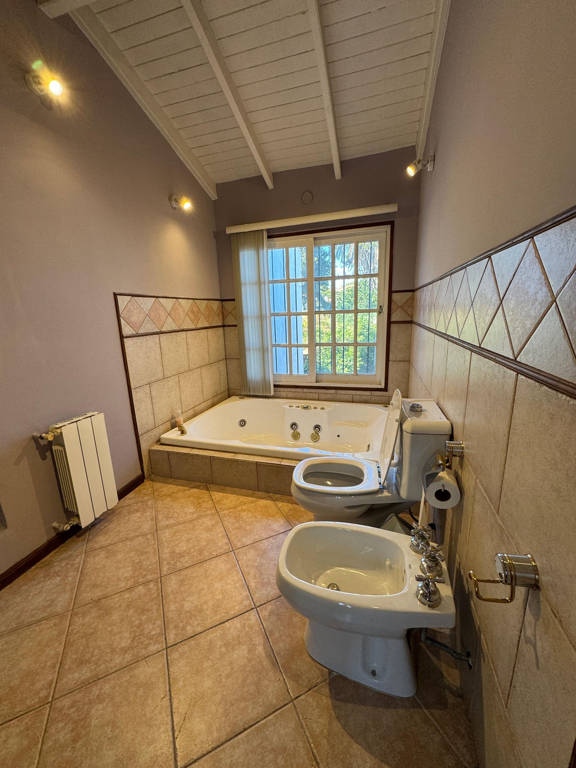 Casa 4 dormi Olivos La Lucila con Pileta y Jardín