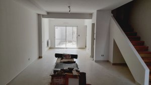 Venta Martínez Casa Dúplex a Estrenar 5 amb jardín