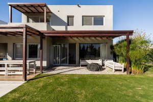 Venta Casa Nordelta B° Los Castaños 5 Amb C/Pileta