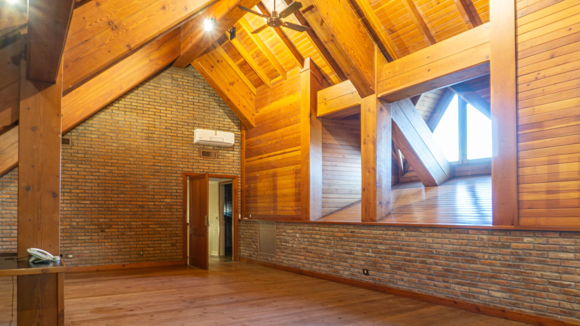 Casa En Alquiler Martinez Libertador Al Rio