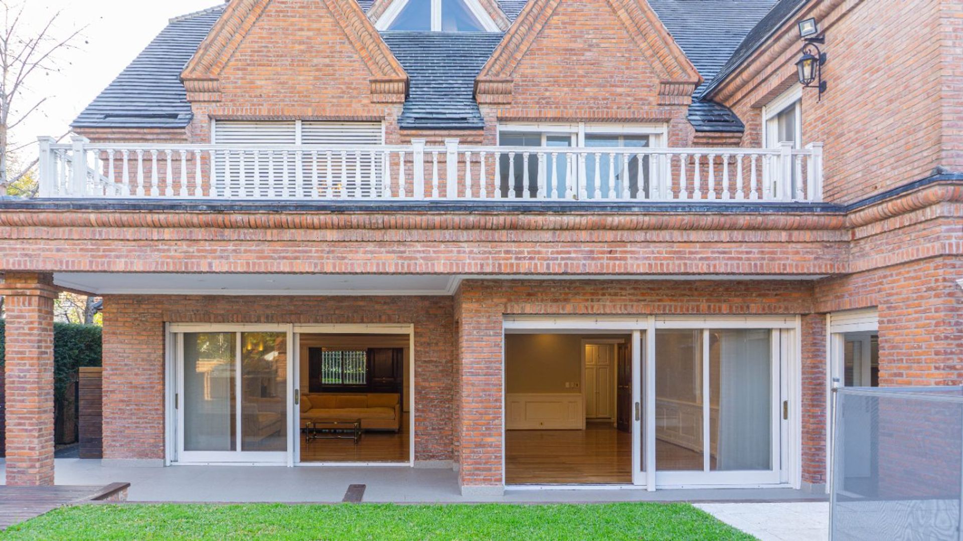 Casa En Alquiler Martinez Libertador Al Rio