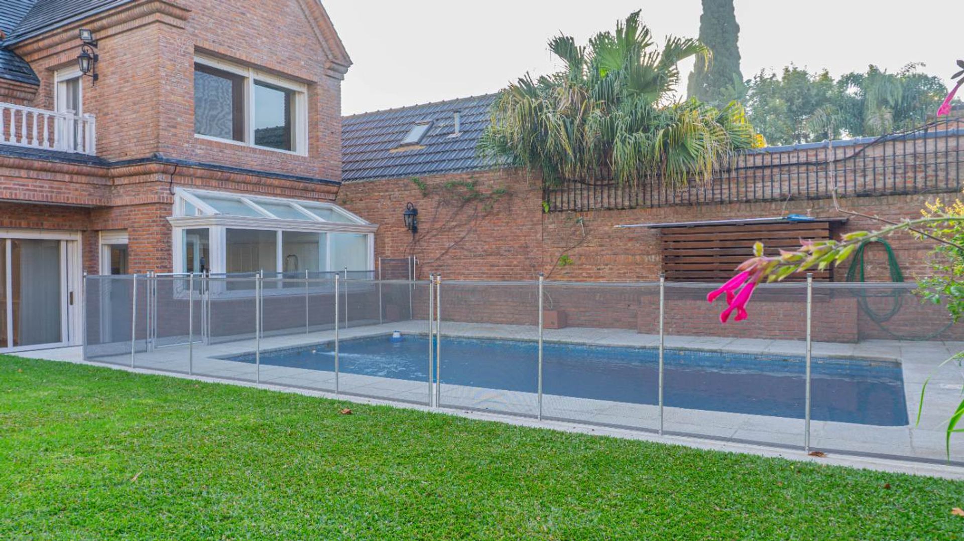 Casa En Alquiler Martinez Libertador Al Rio