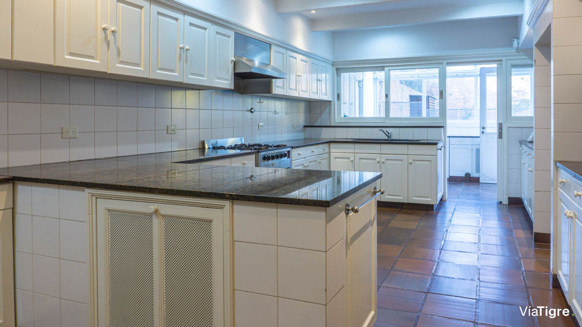 Casa En Venta Martinez Libertador Al Rio