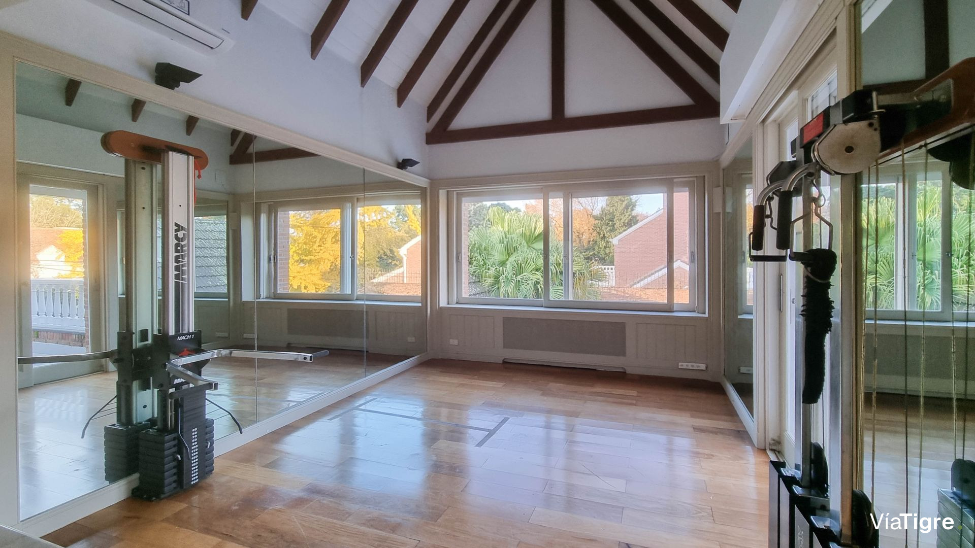 Casa En Venta Martinez Libertador Al Rio